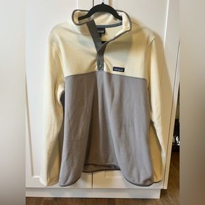 Ladies Patagonia Fleece Pullover